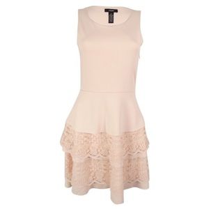 Alfani Dresses Alfani Tiered
Lace Trim Dress  Peony new size M.  #5